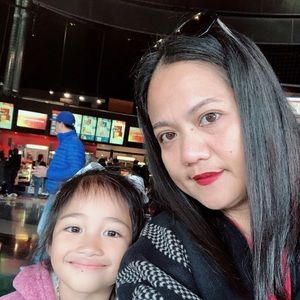 Meet your Posher, Renaida